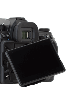 這款相機擁有可翻轉多個角度的 LCD 螢幕（圖／PetaPixel）