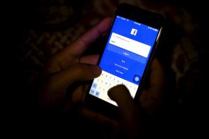 意外曝光!臉書將在 Messenger 推出用戶最討厭的廣告功能 意外曝光!臉書將在 Messenger 推出用戶最討厭的廣告功能