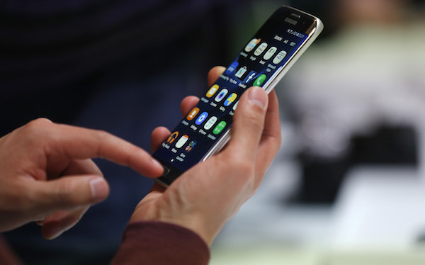 Android 手機廠是否能夠利用創新優勢扳回一城?(圖片來源/美聯)