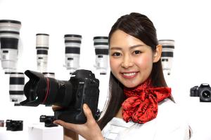 [2016 CP+]  這才是真正連拍性能！2016 CP+ 直擊旗艦相機瘋狂啪啪啪！（內有影片）