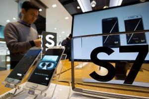 Galaxy S7 也玩抽抽樂?相機有分三星和 Sony 兩版本! Galaxy S7 也玩抽抽樂?相機有分三星和 Sony 兩版本!