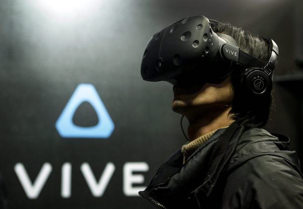 Valve 這樣做的目的,最終可能還是幫助 HTC 在 Vive 眼鏡上的銷量(圖片來源/歐新)