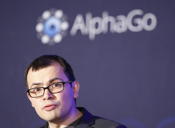 Google DeepMind 的執行長 Demis Hassabis 表示,AlphaGo 仍在不斷進步學習中,這次也測試出了 AlphaGo 現階段的極限(圖片來源/美聯)
