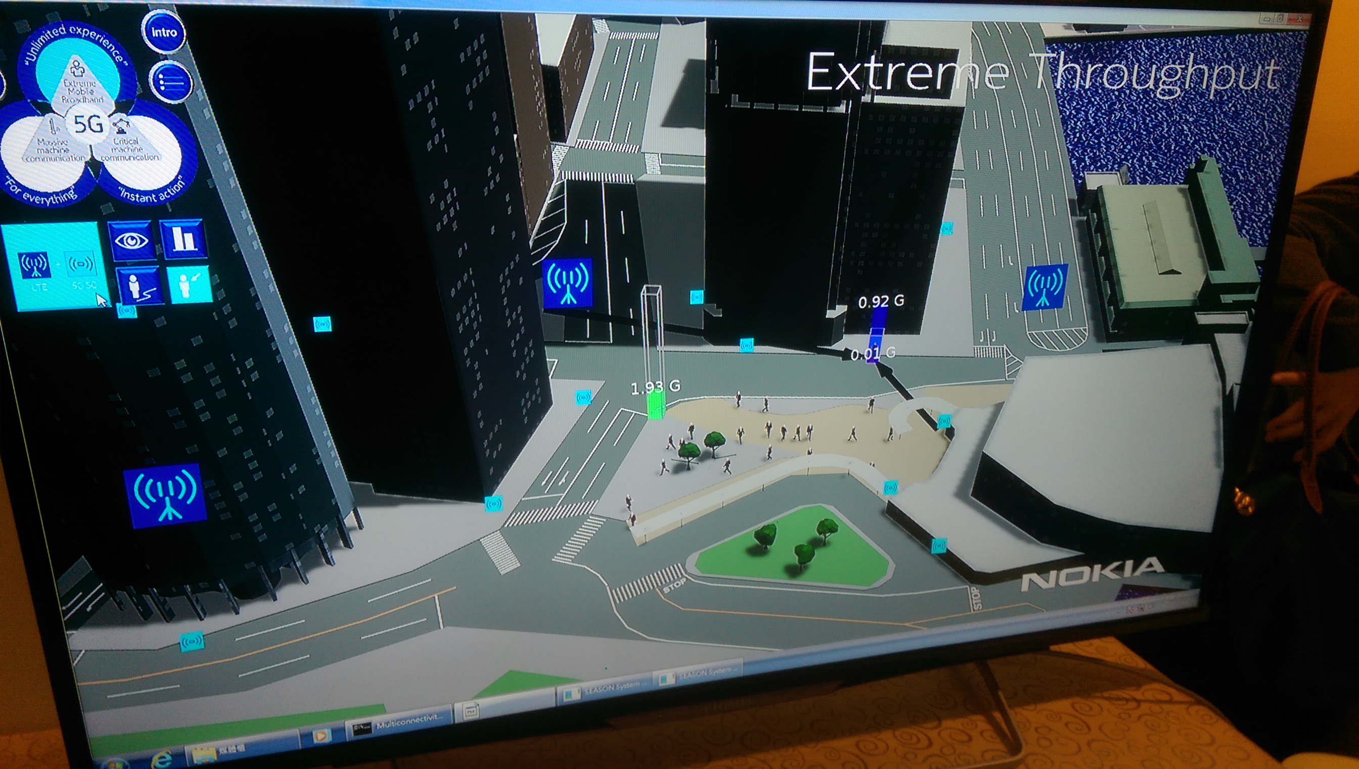 Nokia 展示了 4G 與 5G 網路互補的應用情境（圖／記者譚偉晟拍攝）