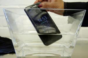 更強的 Galaxy S7 要來了?防水防塵還能防摔! 更強的 Galaxy S7 要來了?防水防塵還能防摔!