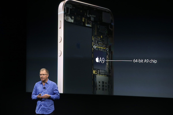 採用跟 iPhone 6s 一樣的 A9 核心處理器(圖片來源/美聯)
