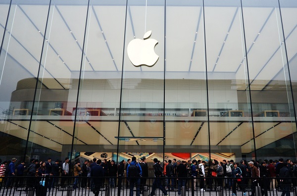 Apple 預計在 2016 年秋季推出 iPhone 7 手機(圖/路透社)
