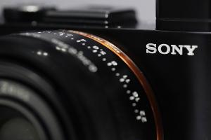 8000 萬畫素無反相機?傳 Sony 為提升 A7R III 畫素 將採用全新防震技術! 8000 萬畫素無反相機?傳 Sony 為提升 A7R III 畫素 將採用全新防震技術!