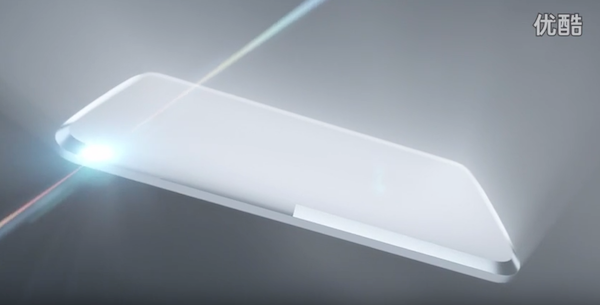 採用切邊設計的一體成型金屬機身（圖片來源／擷取自 Youtube）