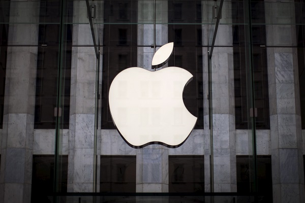 分析師認為,2017 年的 iPhone 8 才是 Apple 真正有著巨大變革的手機產品(圖/路透社)