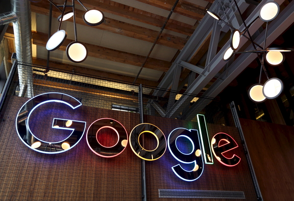 Google 鼓勵員工創業的計畫名為「Area 120」,名稱主要發想自 Google 的有名的「20% 時間哲學」(路透社)