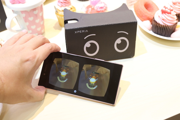 搭配 Z5  Premium 的 CardBoard 眼鏡
