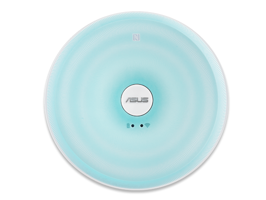 Travelair AC 口袋型極速無線隨身碟可透過 NFC 配對(圖/ASUS)