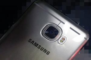 根本 hTC One M9 兄弟?三星 Galaxy C5 諜照曝光! 根本 hTC One M9 兄弟?三星 Galaxy C5 諜照曝光!