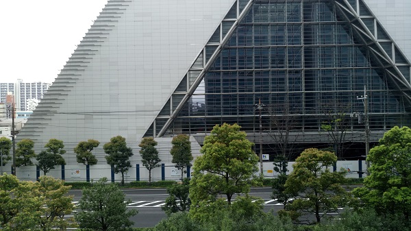 主相機拍攝,快門 1/100 秒、f/2.2 光圈、ISO160(圖/GSMArena)