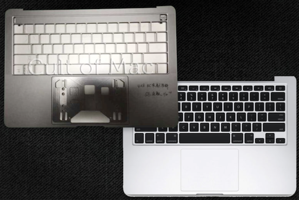 新款 MacBook Pro(左)跟現行 MacBook  Pro (右)鍵盤配置的比較,可看出最頂端 OLED 觸控螢幕以及右下角方向鍵設計的改變(圖片來源/擷取自 Cult of Mac 網站)