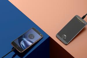 配件隨你裝!Moto Z、Moto Z Force 模組化手機超好玩! 配件隨你裝!Moto Z、Moto Z Force 模組化手機超好玩!