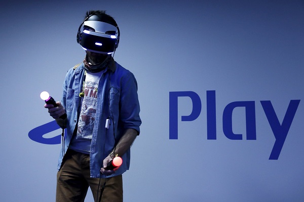 升級版 PlayStation 4 主機將支援 PlayStation VR(圖/路透社)