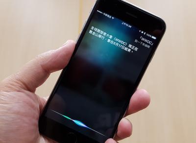都用講的就好了?蘋果 Siri 未來就連 Uber 都能叫! 都用講的就好了?蘋果 Siri 未來就連 Uber 都能叫!