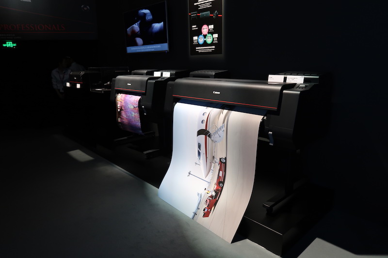 可列印 400 dpi 高解析度畫面的新型大圖列印機