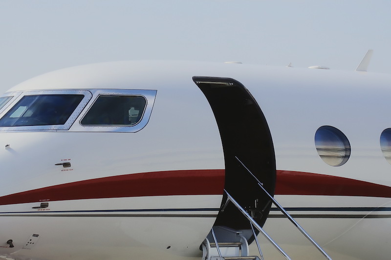 機場場景靠近一看，居然是用印表機印出來的！