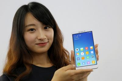 絕不能輸 Apple?傳小米 5s 將用一項技術超越 iPhone! 絕不能輸 Apple?傳小米 5s 將用一項技術超越 iPhone!