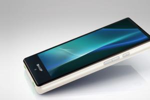 純正日系血統！Sharp 推出新機 Aqous mini！