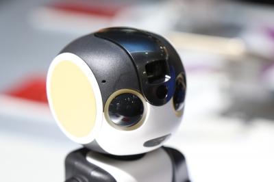 【內有影片】將在台灣上市!Sharp 機器人手機 Robohon  現場體驗! 【內有影片】將在台灣上市!Sharp 機器人手機 Robohon  現場體驗!