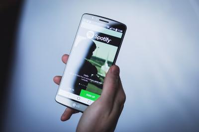 Spotify 控訴遭惡意打壓?Apple:我是在幫你! Spotify 控訴遭惡意打壓?Apple:我是在幫你!