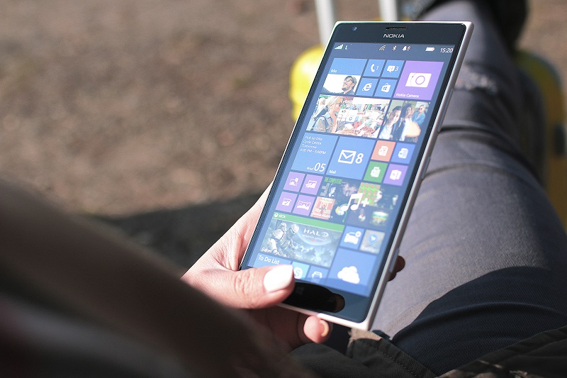 NOKIA 手機由於 Windows Phone 平台的衰退而隨之沒落(圖/static.pexels.com)