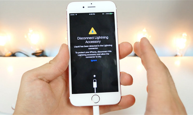 iOS 10 被發現加入了 Lightning 進水警示功能(圖/Apple Insider)