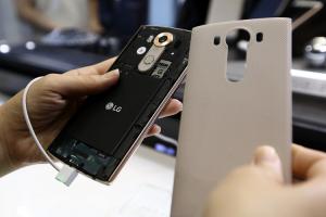 急著搶救 G5 頹勢?LG V20 將於 9 月 6 日發表! 急著搶救 G5 頹勢?LG V20 將於 9 月 6 日發表!