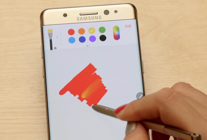 Galaxy Note 7 的特色依舊環繞在 S Pen 上(圖/記者陳宜豐拍攝)