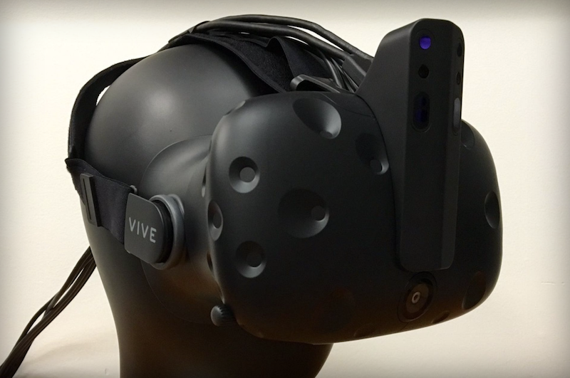 Intel VR 小組工程師 Dimitri Diakopoulos 所爆料的 Vive 原型機外觀(圖片來源/擷取自Dimitri Diakopoulos Twitter)