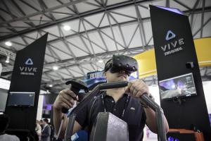 HTC 迎來強力幫手?傳新版 Vive 研發 Intel 參一腳! HTC 迎來強力幫手?傳新版 Vive 研發 Intel 參一腳!