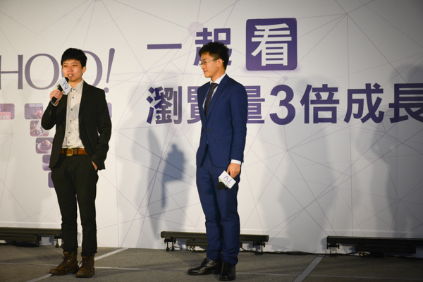 Yahoo TV 帶風向系列節目的主持人苗博雅(左)和侯漢廷(右)(圖/記者譚偉晟拍攝)