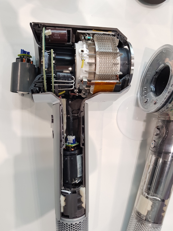 Dyson Supersonic 的內部結構