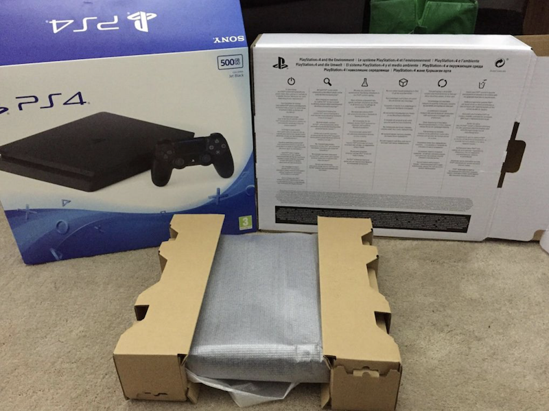 新款 PlayStation 開箱內容(圖片來源/擷取自 The Verge 網站)