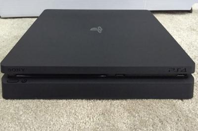 實機照流出!傳 Sony 新 PS4 將更輕更薄! 實機照流出!傳 Sony 新 PS4 將更輕更薄!