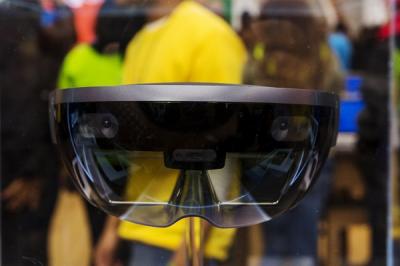 微軟 Hololens 運算力超驚人!HPU 由台積電操刀! 微軟 Hololens 運算力超驚人!HPU 由台積電操刀!
