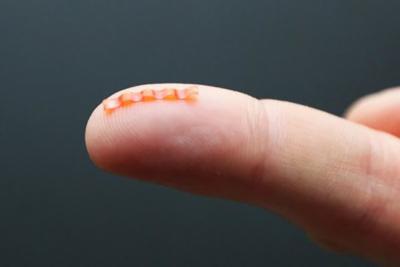 《大英雄天團》概念成真?超微型機器人現世! 《大英雄天團》概念成真?超微型機器人現世!