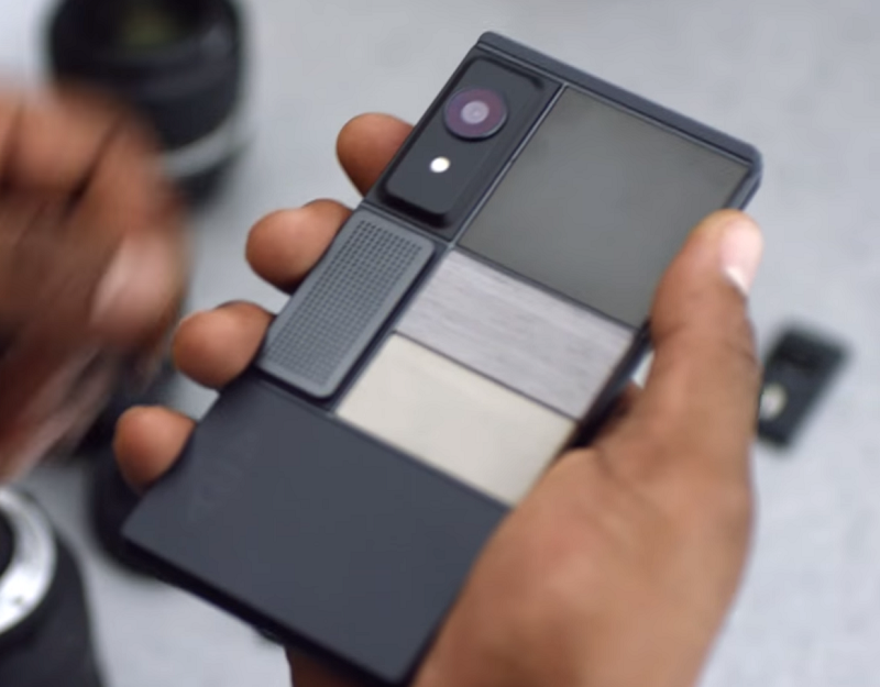Google 的模組化手機 Project Ara 未來可能會交由其他廠商來打造(圖/Google)