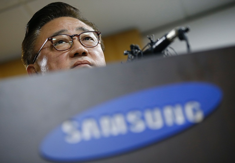 Samsung 手機部門總裁高東進表示這項計畫將帶來高額損失(圖/路透社)