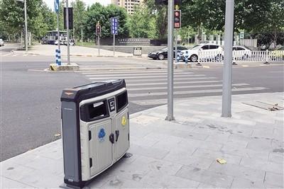 中國垃圾桶成遊客救星?免費 Wi-Fi 最多支援 50 人! 中國垃圾桶成遊客救星?免費 Wi-Fi 最多支援 50 人!