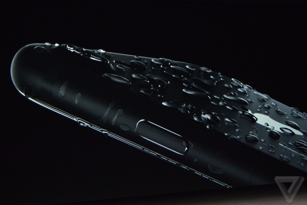 【蘋果發表會】四色五款! iPhone 7 新色「曜石黑」登場!
