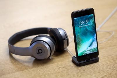 音質不如 iPhone 6s？iPhone 7 耳機轉接器測試曝光！