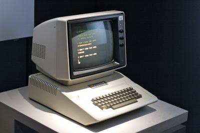 傳奇不死！Apple II 電腦獲得系統升級！