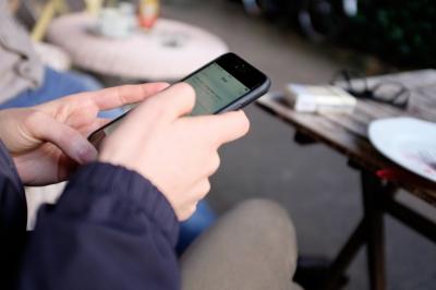 怕手機被暗中植入病毒?1 招確保 Wi-Fi 連線安全! 怕手機被暗中植入病毒?1 招確保 Wi-Fi 連線安全!