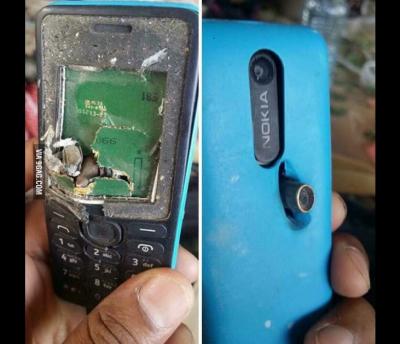 賣給微軟後傳奇仍在?NOKIA 301 替用戶擋下子彈! 賣給微軟後傳奇仍在?NOKIA 301 替用戶擋下子彈!