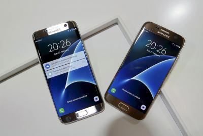 三星掃去 Note 7 陰影?Galaxy S7 Edge 榮獲 2016 年最佳手機頭銜! 三星掃去 Note 7 陰影?Galaxy S7 Edge 榮獲 2016 年最佳手機頭銜!